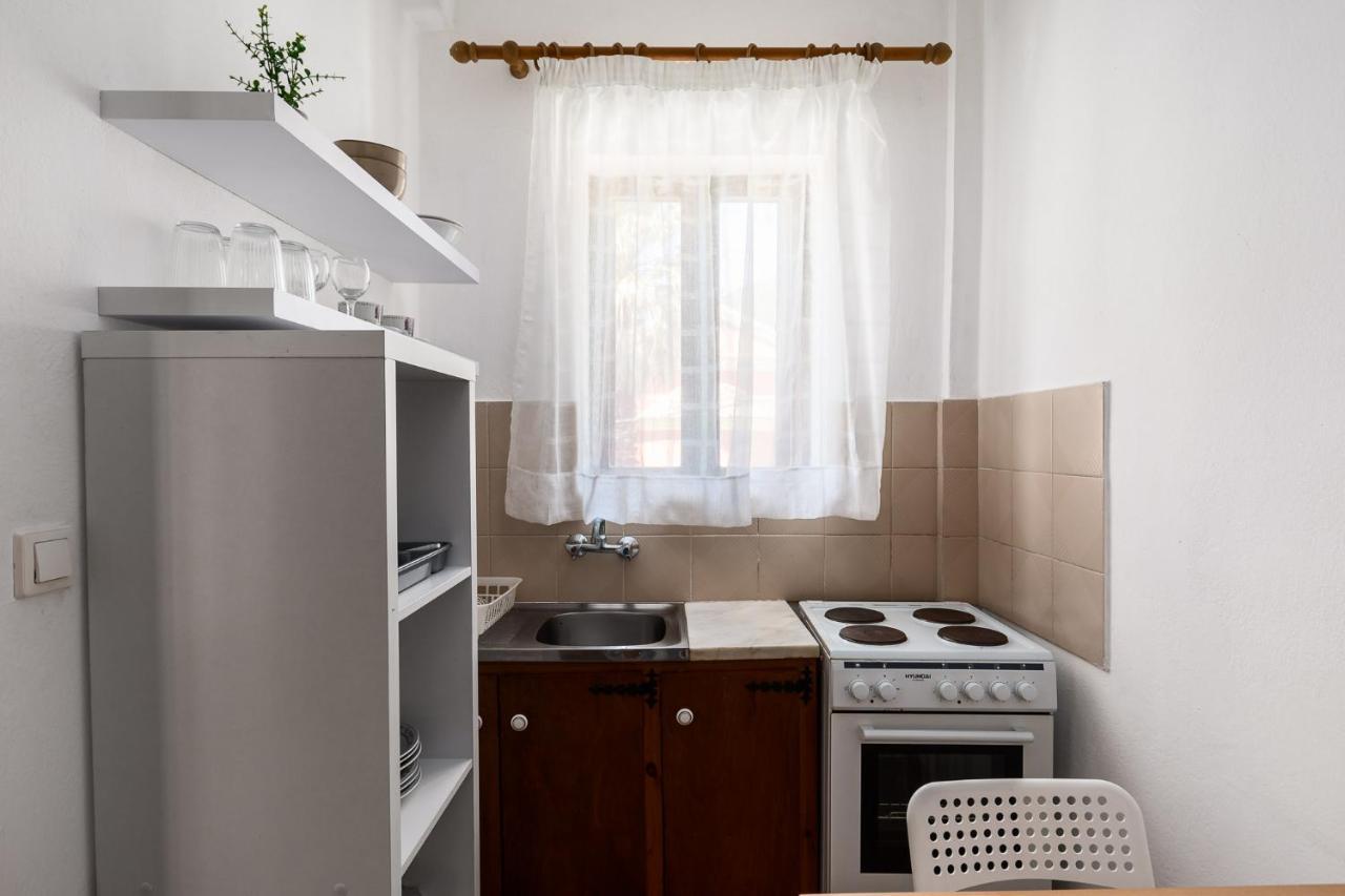 The Springfield Corner Apartments By Konnect Ипсос Екстериор снимка